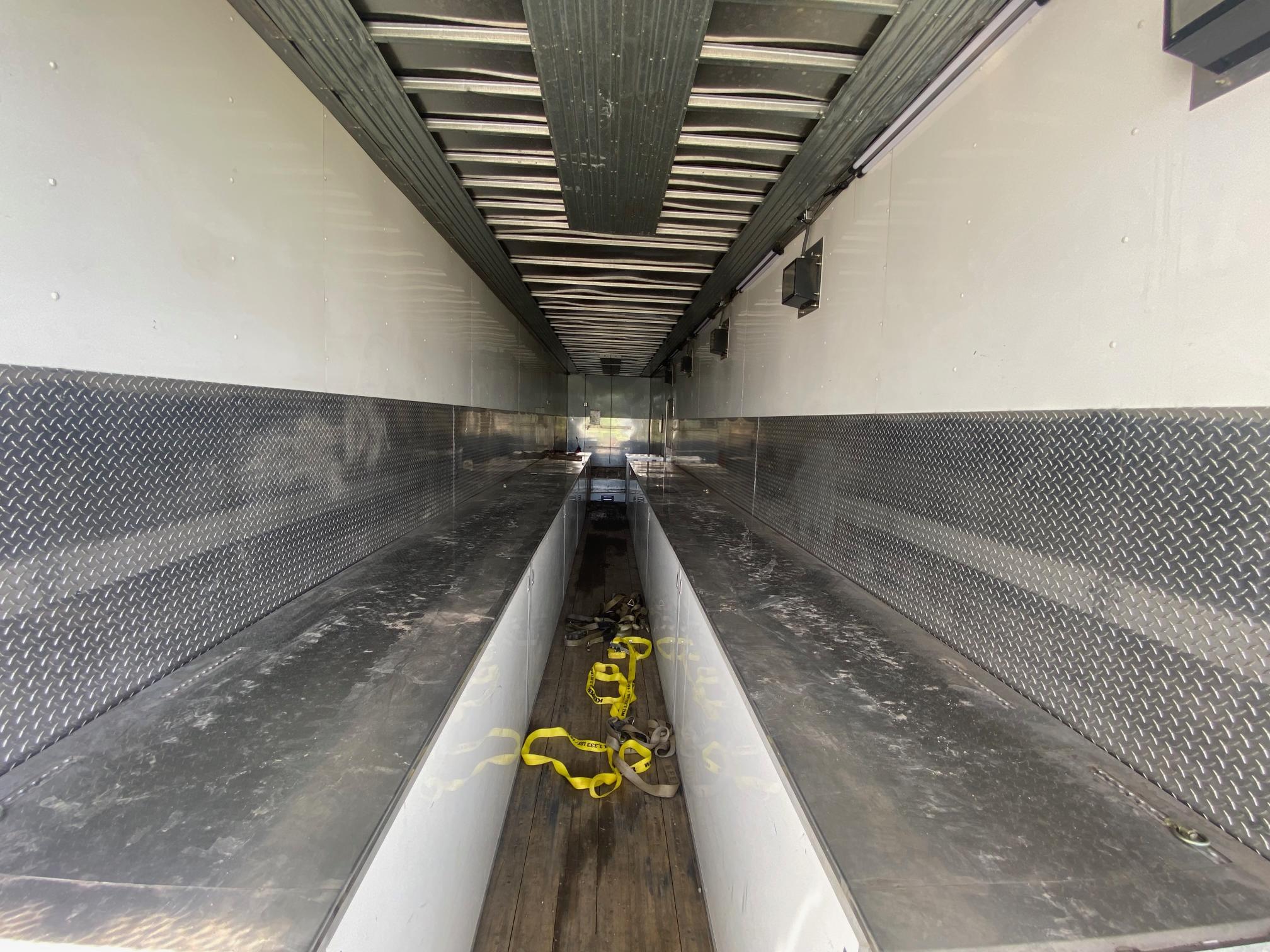 1995 GREAT DANE Race - Image 11